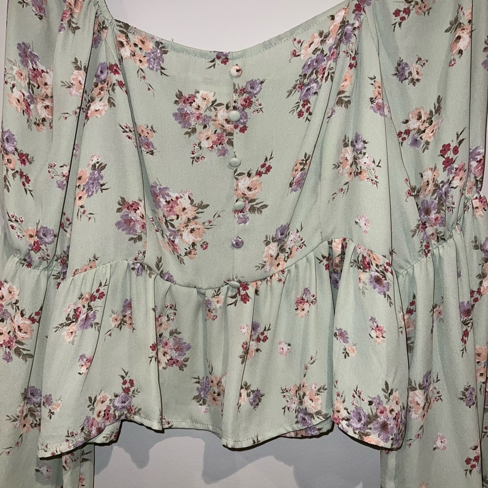 Blu Pepper Mint Floral Blouse - Picture 2 of 4